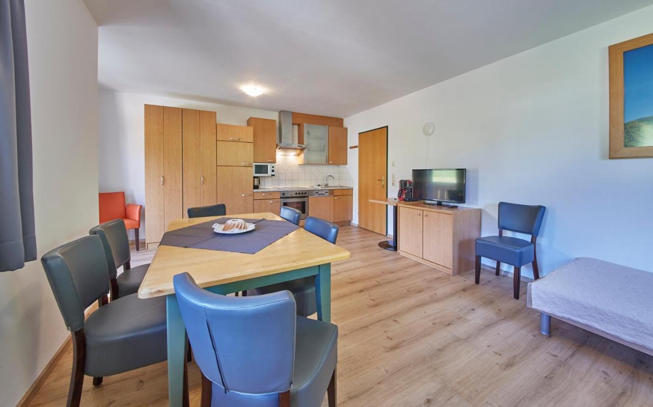 Am Zwölferkogel Aparthotel 2*